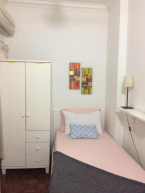 Cozy Single bed WiFi AC and foldable mattress room